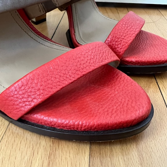 BCBG slide heels - Picture 2 of 5